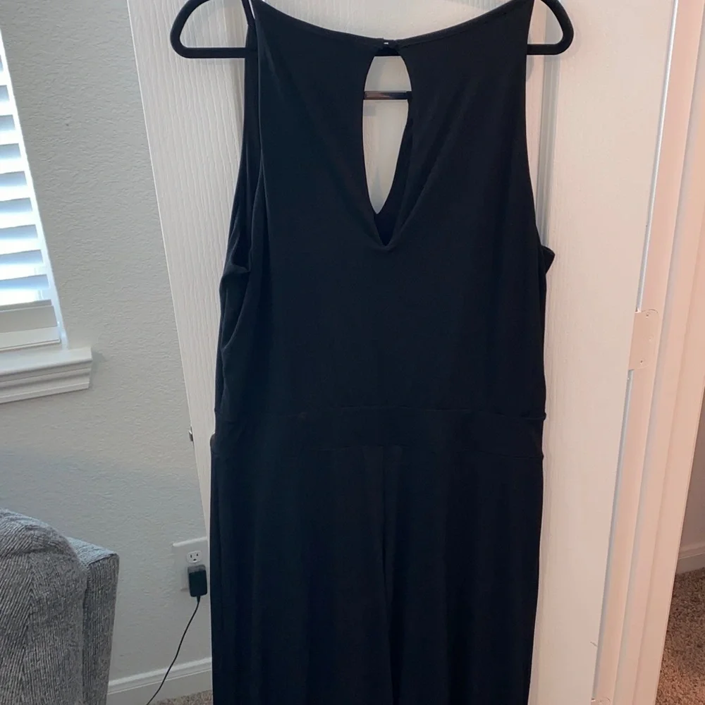 White House Black Market Black Keyhole Jumpsuit - Picture 6 of 7